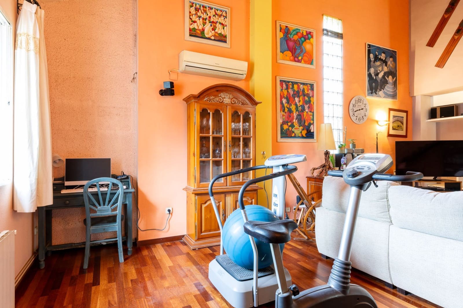 3 soveværelse Villa til salg i L'Eliana med swimmingpool garage - € 750.000 (Ref: 9633840)