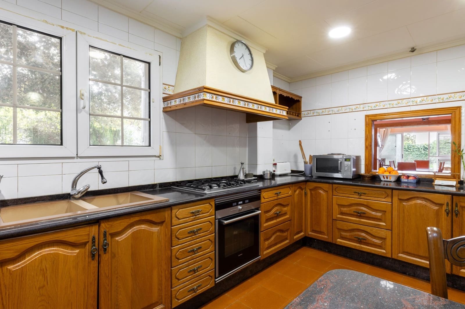 3 soveværelse Villa til salg i L'Eliana med swimmingpool garage - € 750.000 (Ref: 9633840)