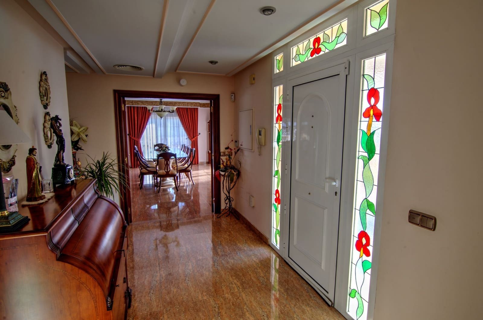 6 Zimmer Villa zu verkaufen in Orihuela mit Garage - 1.166.550 € (Ref: 9643740)