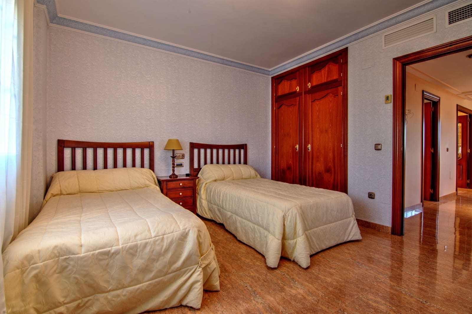 6 Zimmer Villa zu verkaufen in Orihuela mit Garage - 1.166.550 € (Ref: 9643740)