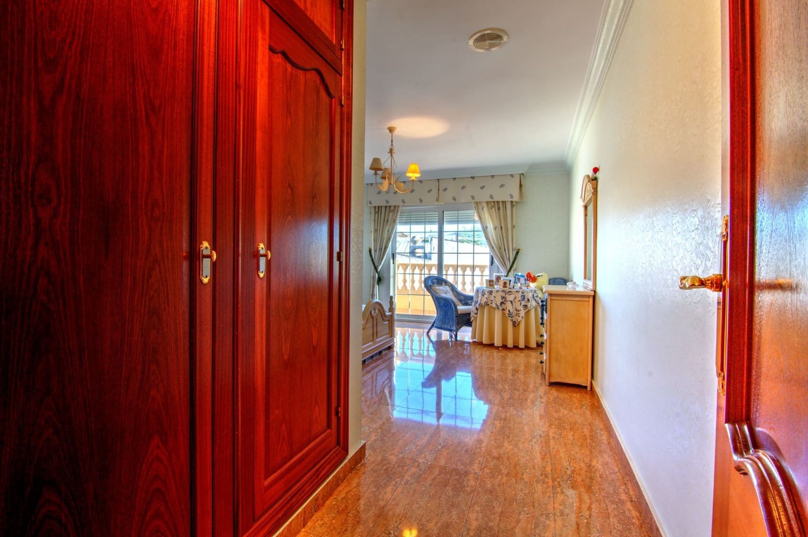 6 Zimmer Villa zu verkaufen in Orihuela mit Garage - 1.166.550 € (Ref: 9643740)