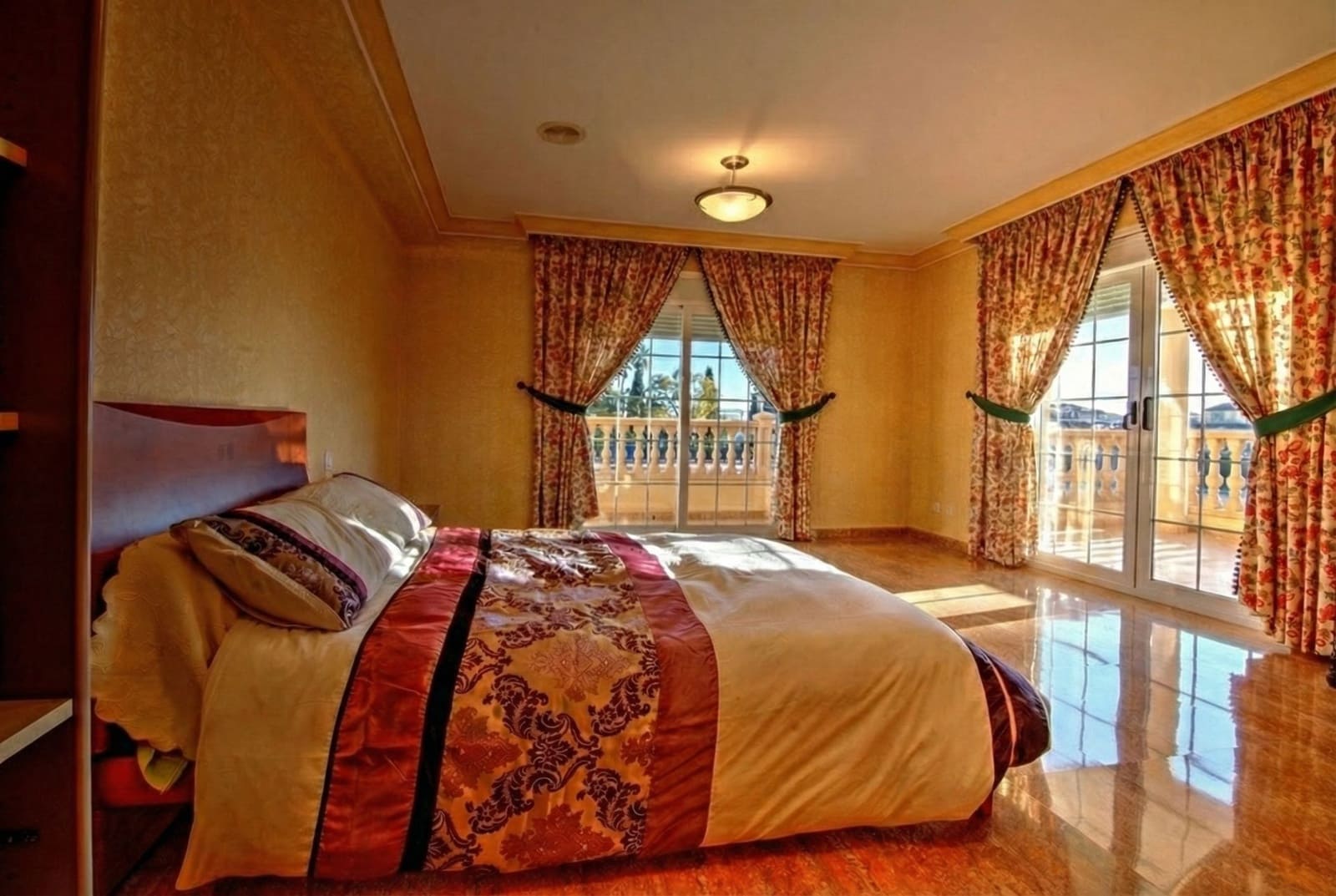 6 Zimmer Villa zu verkaufen in Orihuela mit Garage - 1.166.550 € (Ref: 9643740)