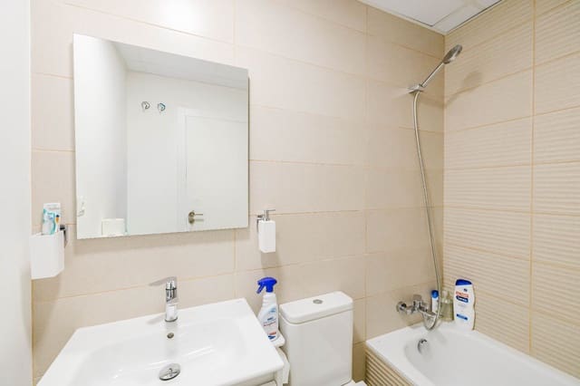 3 makuuhuone Huoneisto myytävänä paikassa Estepona mukana uima-altaan 
autotalli - 490 000 € (Ref: 9643743)