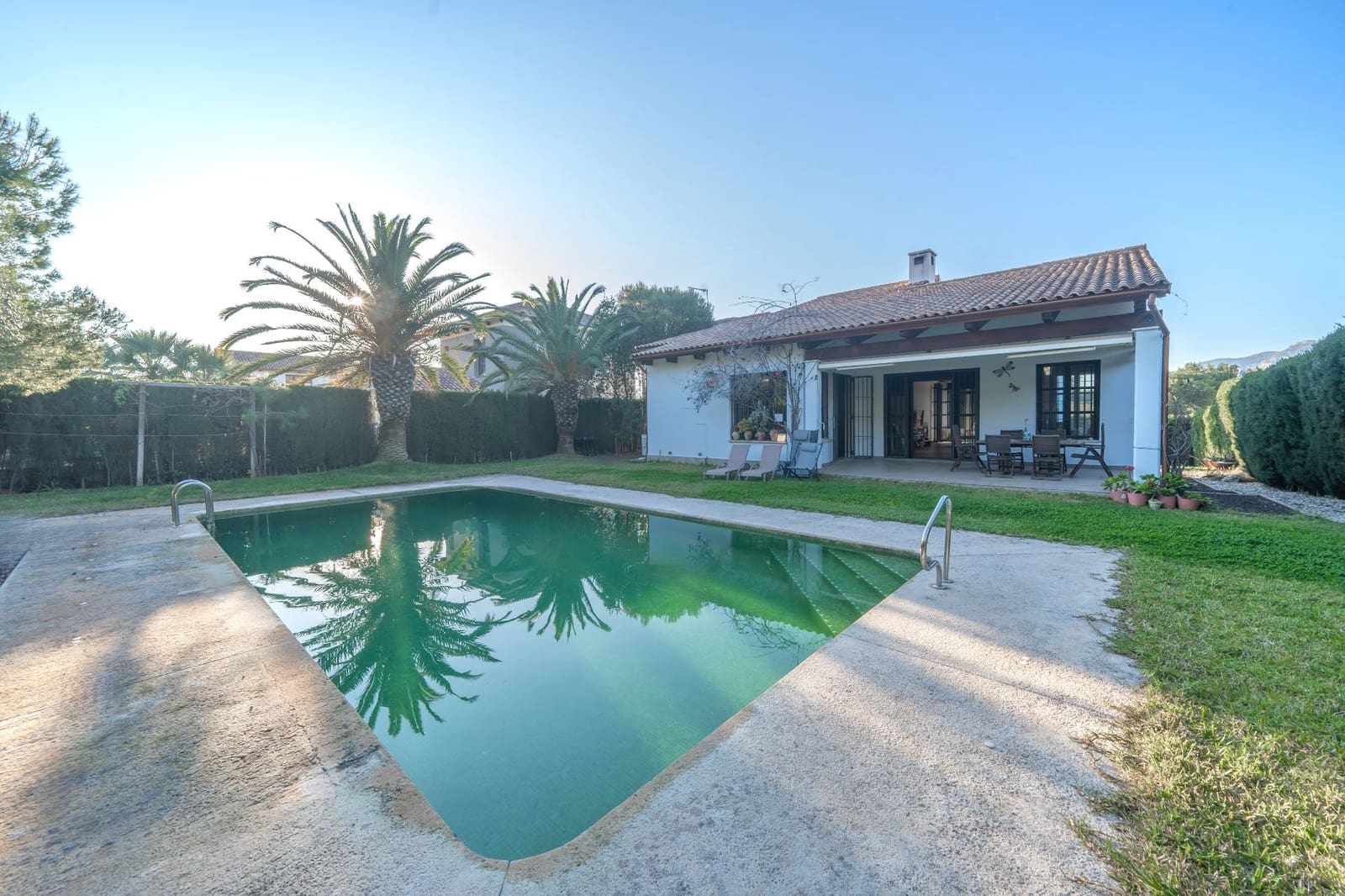 Chalet de 4 habitaciones en Javea / Xàbia en venta con piscina garaje - 1.075.000 € (Ref: 9643746)