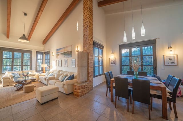 4 bedroom Villa for sale in Javea / Xàbia with pool garage - € 1,075,000 (Ref: 9643746)