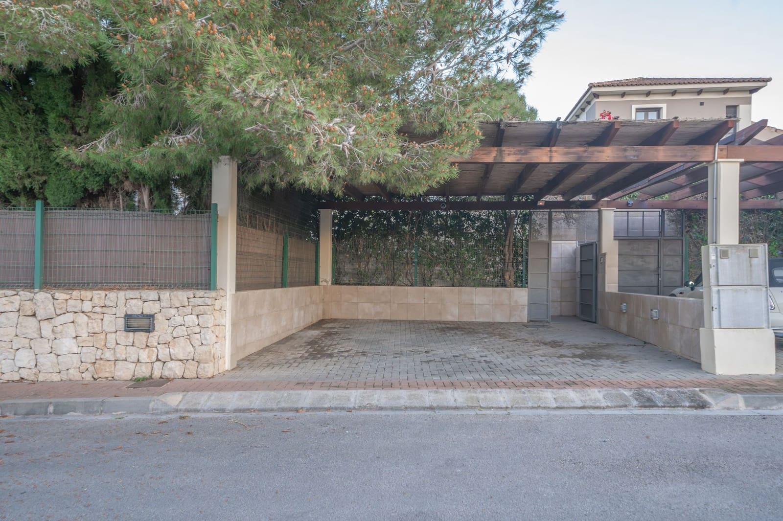 Chalet de 4 habitaciones en Javea / Xàbia en venta con piscina garaje - 1.075.000 € (Ref: 9643746)