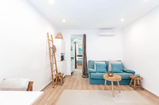 1 soveværelse Lejlighed til salg i Santa Eulalia / Santa Eularia med swimmingpool - € 375.000 (Ref: 9643747)