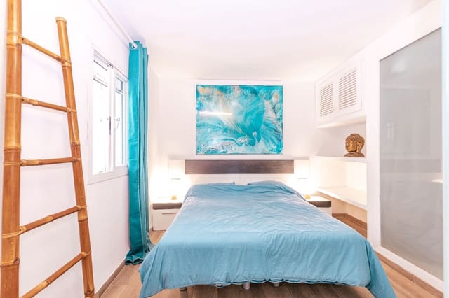 1 soveværelse Lejlighed til salg i Santa Eulalia / Santa Eularia med swimmingpool - € 375.000 (Ref: 9643747)