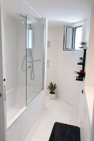 2 bedroom Penthouse for sale in Ibiza / Eivissa town with pool - € 600,000 (Ref: 9643748)