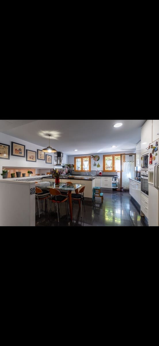 6 Zimmer Villa zu verkaufen in Pozuelo de Alarcon mit Pool Garage - 3.900.000 € (Ref: 9643749)