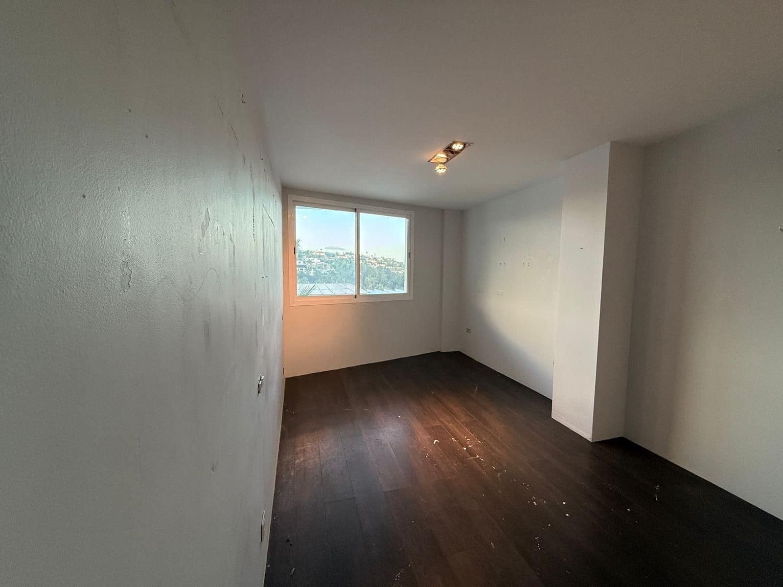 4 sypialnia Willa na sprzedaż w Benalmadena z basenem - 680 000 € (Ref: 9643750)