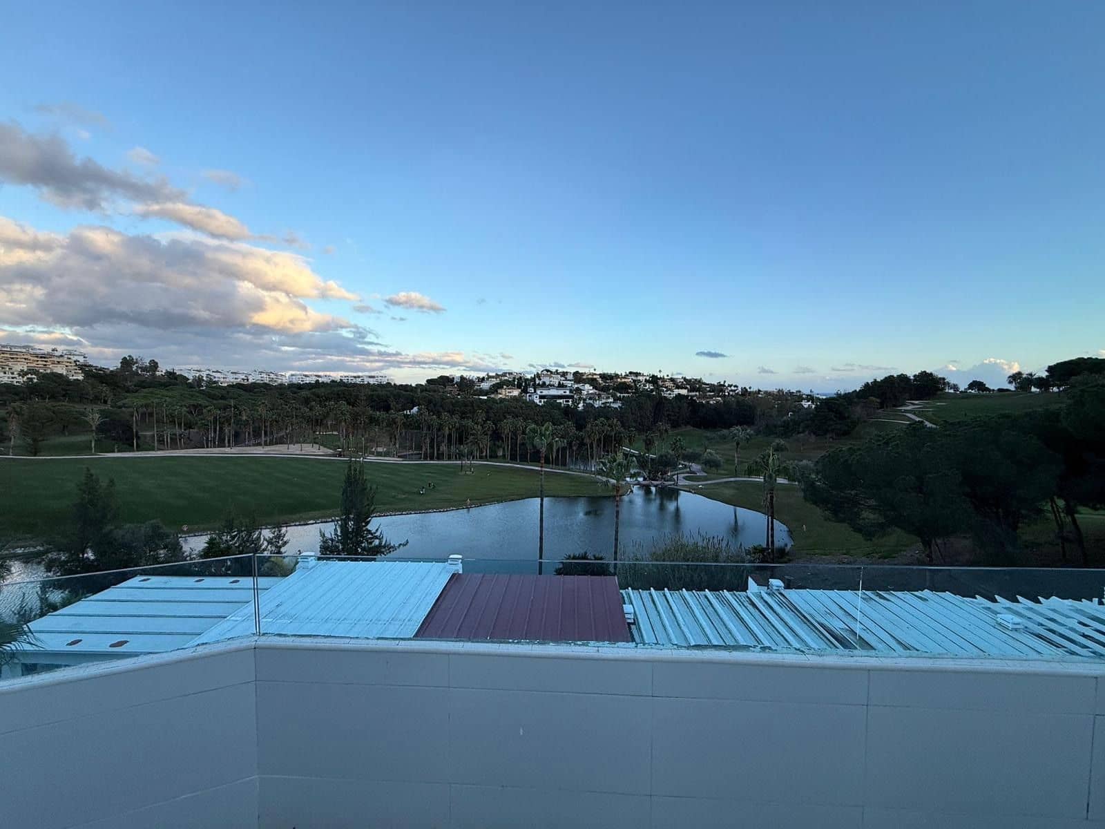 4 sypialnia Willa na sprzedaż w Benalmadena z basenem - 680 000 € (Ref: 9643750)