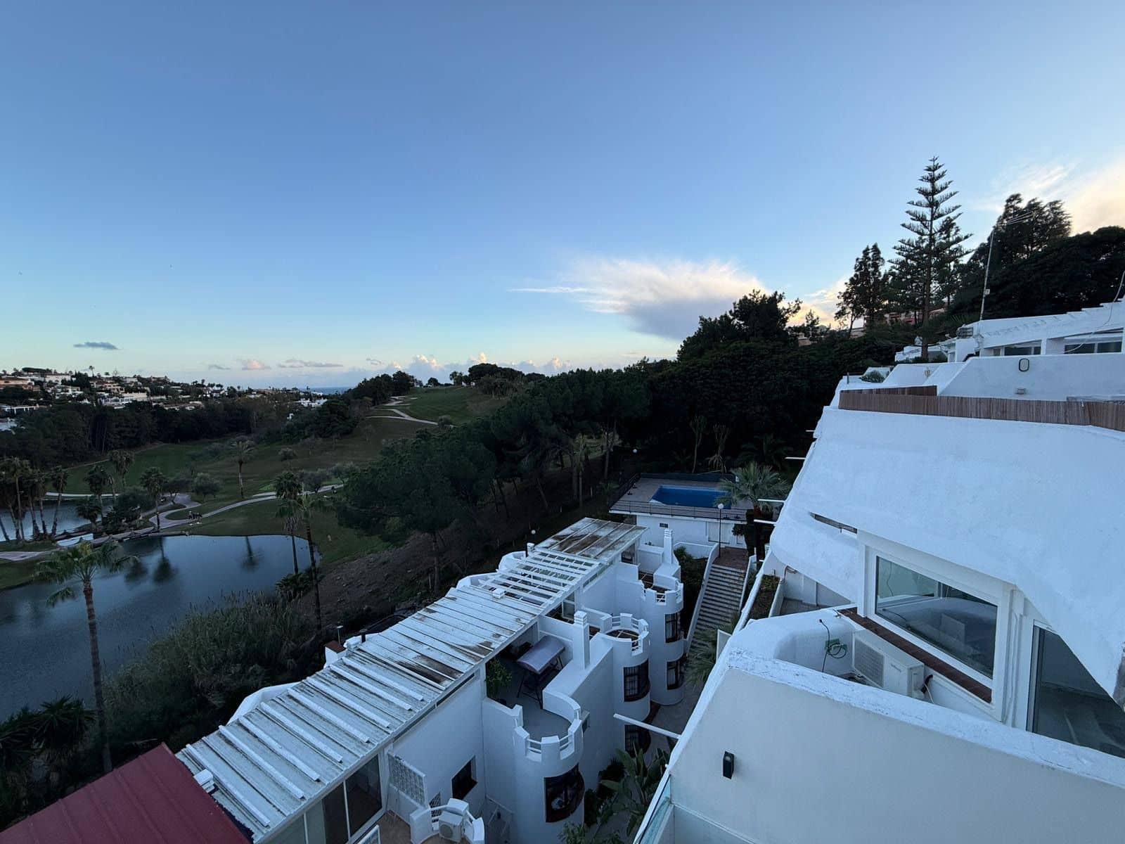 4 sypialnia Willa na sprzedaż w Benalmadena z basenem - 680 000 € (Ref: 9643750)