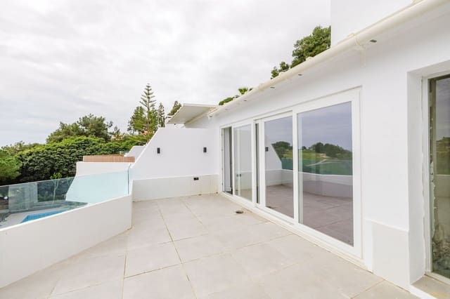 4 soveværelse Villa til salg i Benalmádena med swimmingpool - € 680.000 (Ref: 9643750)