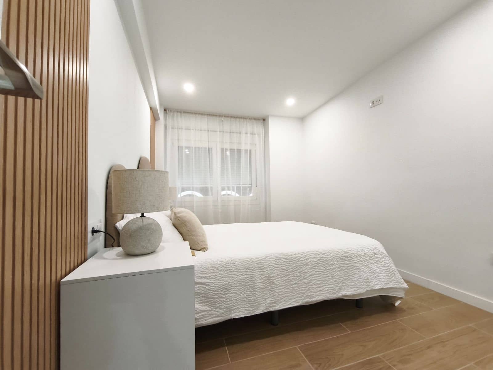 2 bedroom Flat for sale in Alicante / Alacant city - € 440,000 (Ref: 9651229)