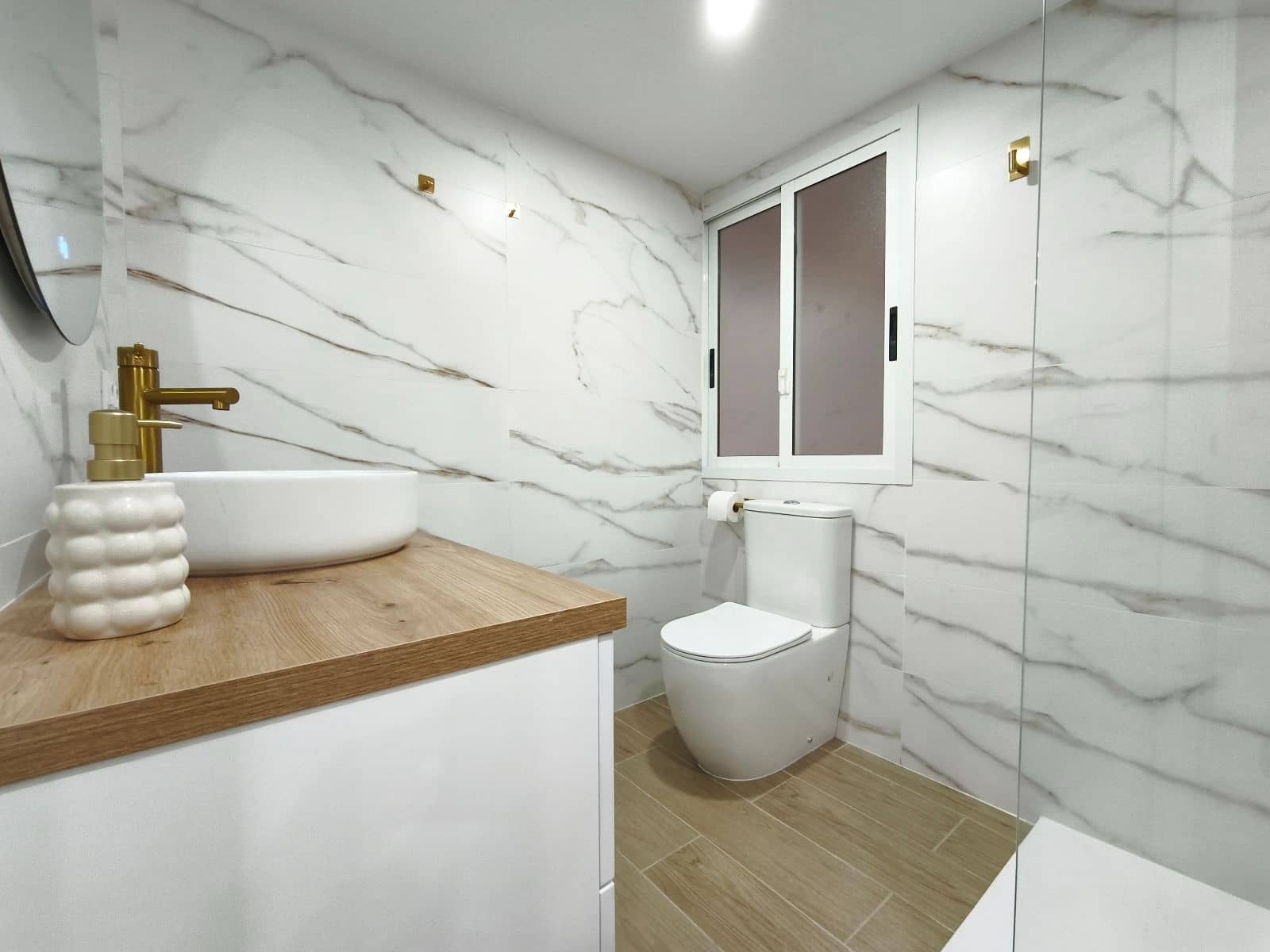 2 bedroom Flat for sale in Alicante / Alacant city - € 440,000 (Ref: 9651229)