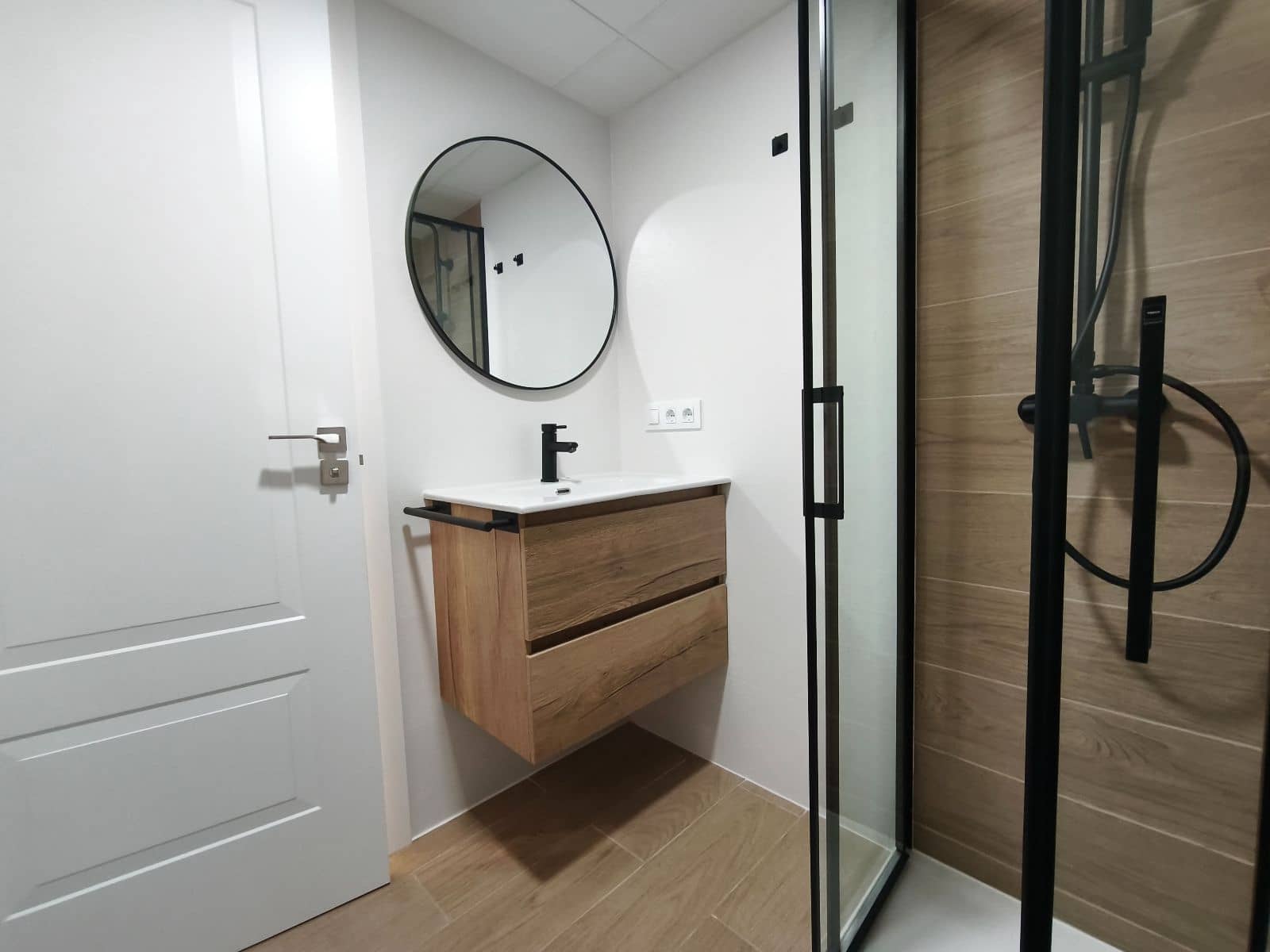 2 bedroom Flat for sale in Alicante / Alacant city - € 440,000 (Ref: 9651229)