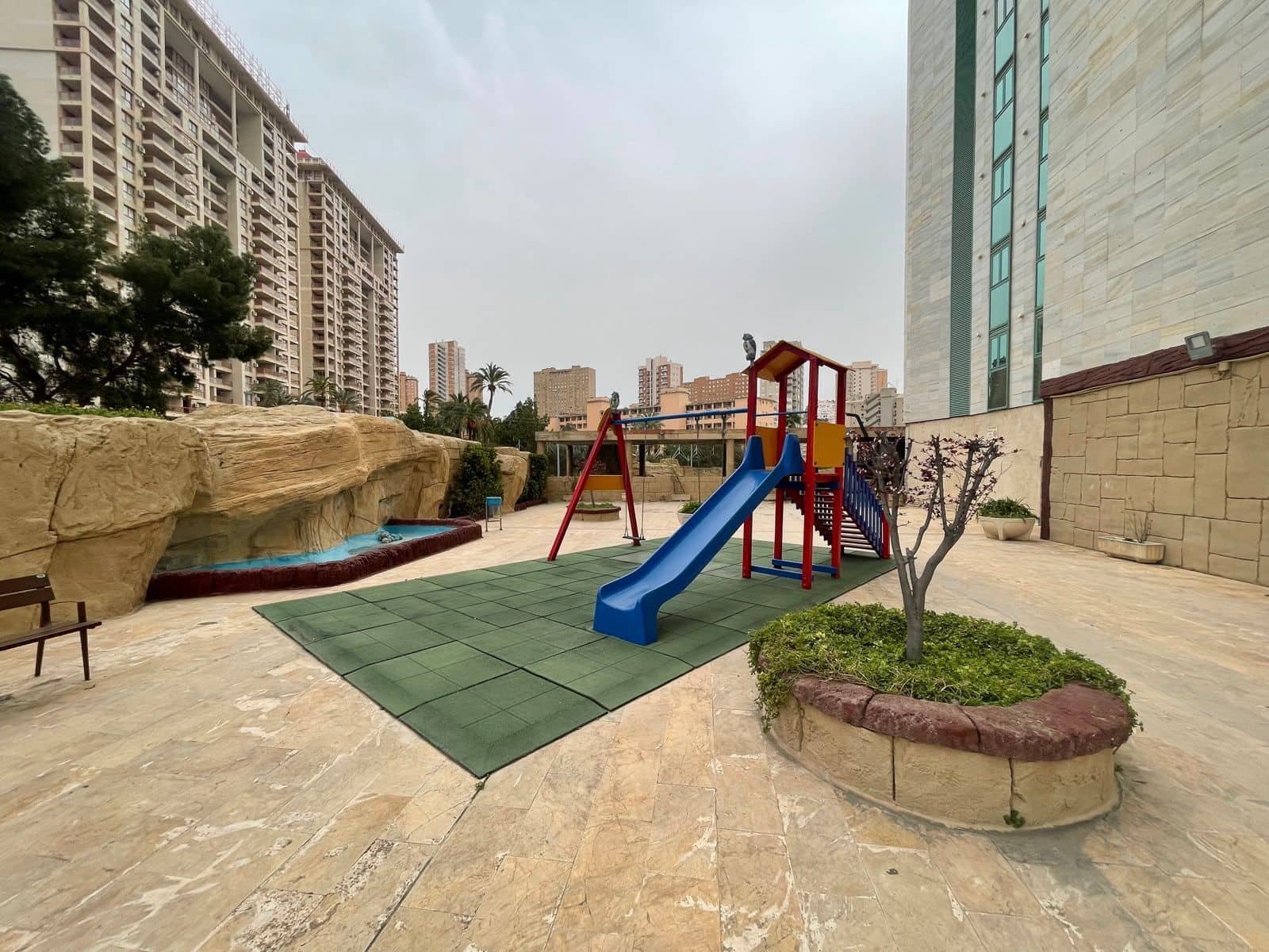 Appartamento in vendita in Madrid citta con piscina - 160.000 € (Rif: 9651230)