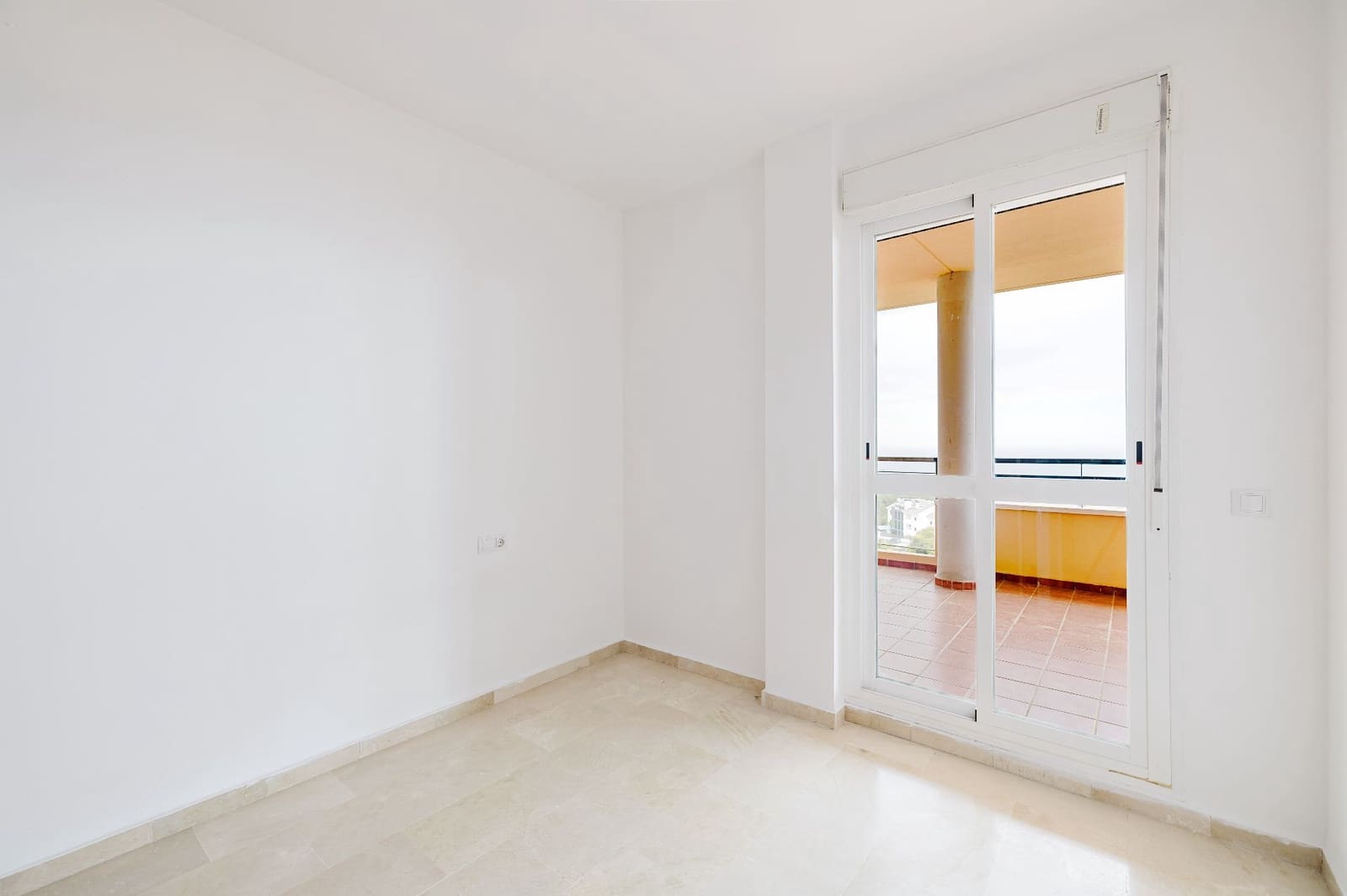 3 bedroom Apartment for sale in Benalmadena with pool - € 395,000 (Ref: 9651231)