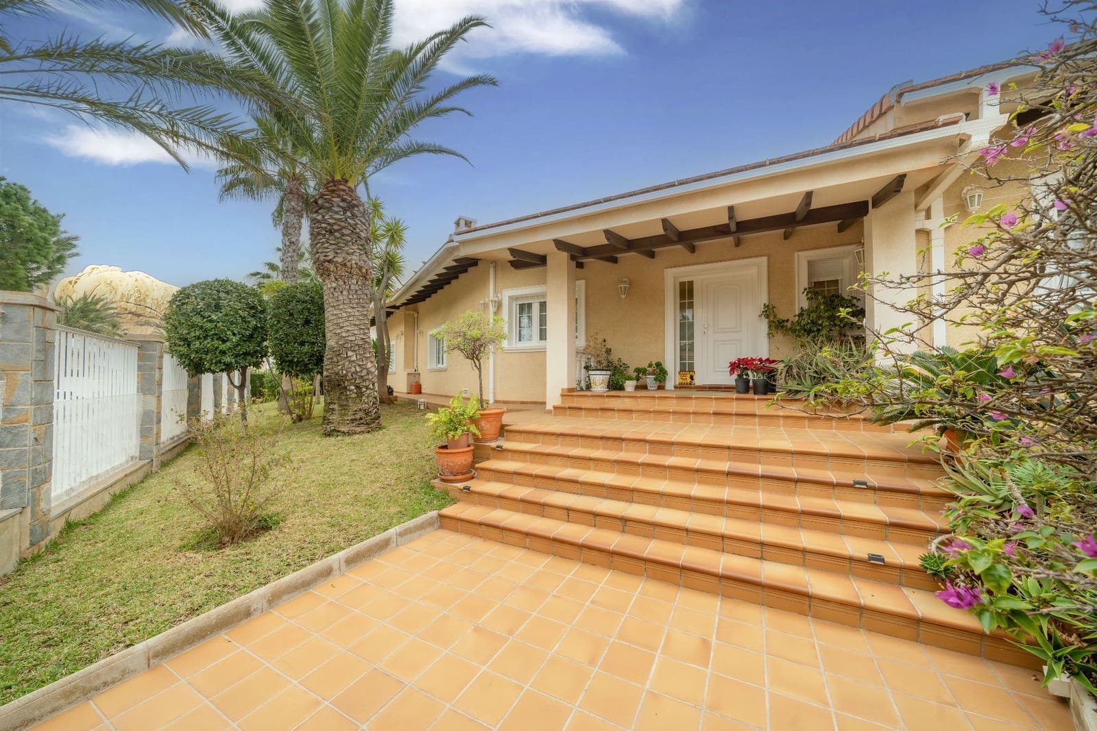 3 chambre Villa/Maison à vendre à Cabo Roig avec piscine garage - 1 650 000 € (Ref: 9655668)