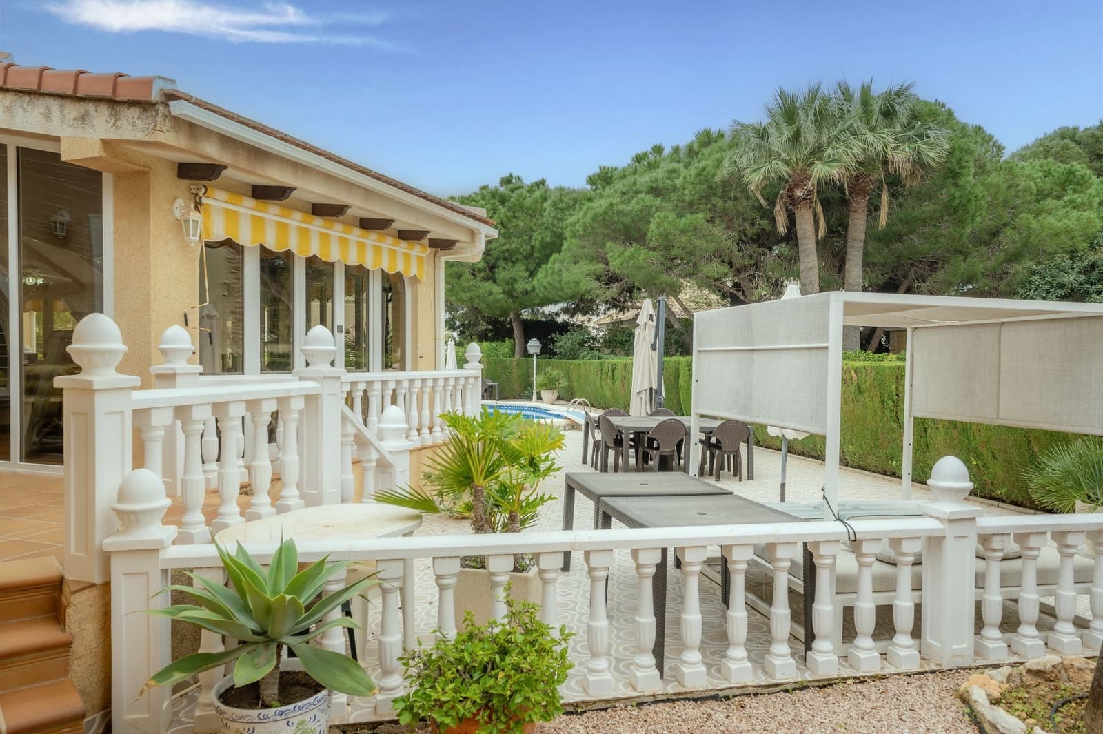 3 chambre Villa/Maison à vendre à Cabo Roig avec piscine garage - 1 650 000 € (Ref: 9655668)