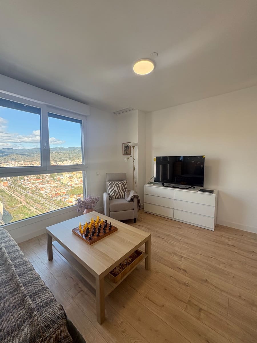 Mieszkanie do wynajęcia w Miasto Malaga z garażem - 1 375 € (Ref: 9658324)