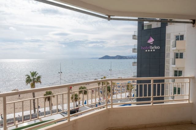 2 bedroom Apartment for sale in Benidorm with pool garage - € 440,000 (Ref: 9663390)