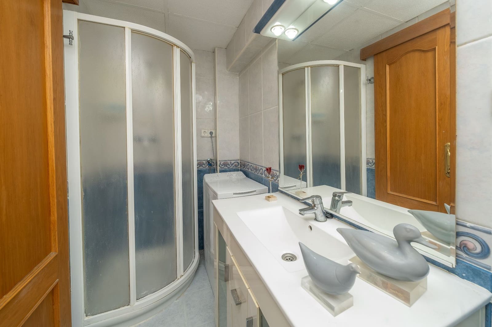 2 bedroom Apartment for sale in Benidorm with pool garage - € 440,000 (Ref: 9663390)