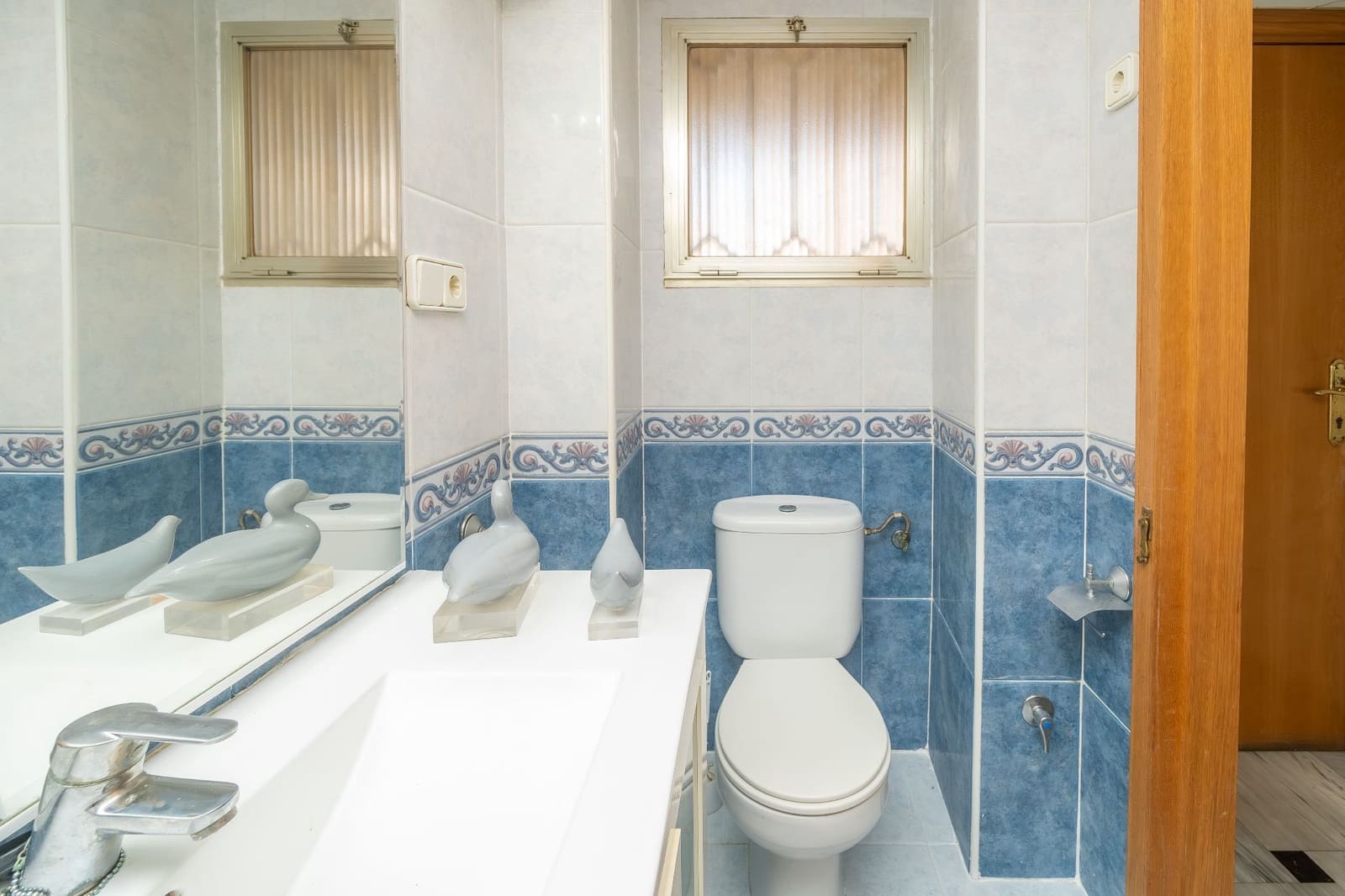 2 bedroom Apartment for sale in Benidorm with pool garage - € 440,000 (Ref: 9663390)