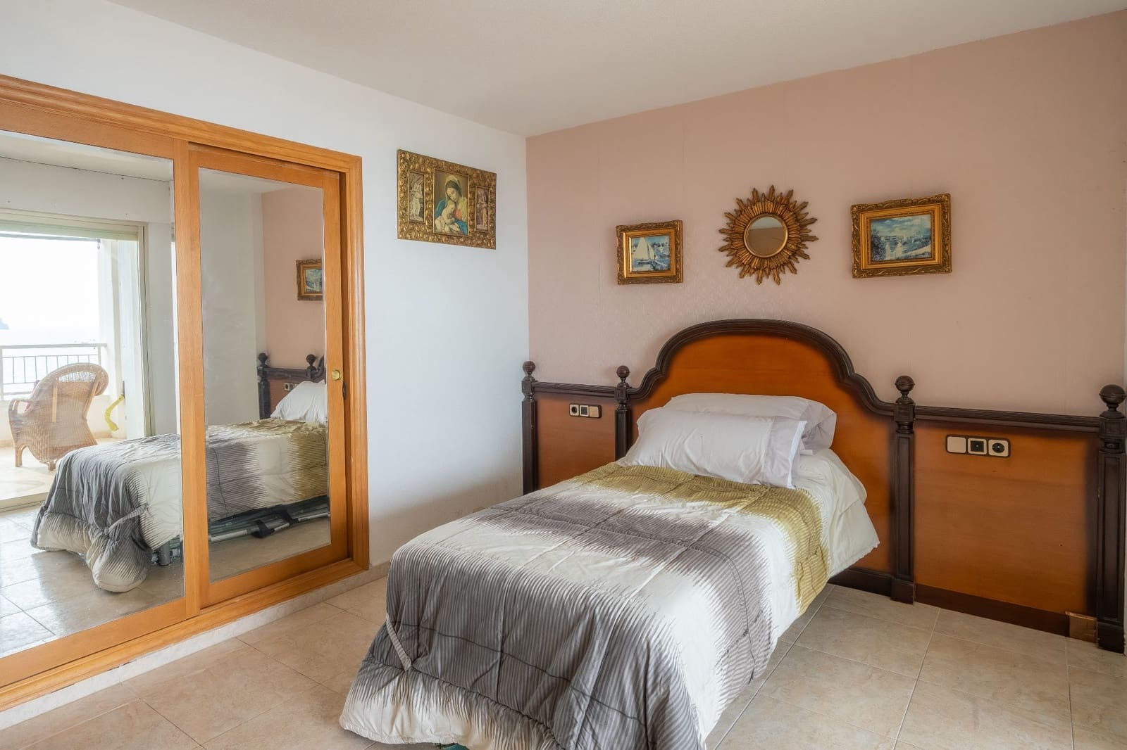 2 bedroom Apartment for sale in Benidorm with pool garage - € 440,000 (Ref: 9663390)