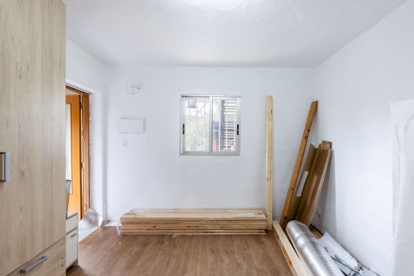 2 soveværelse Semi-Rækkehus til salg i Vilamarxant / Villamarchante - € 120.000 (Ref: 9665919)