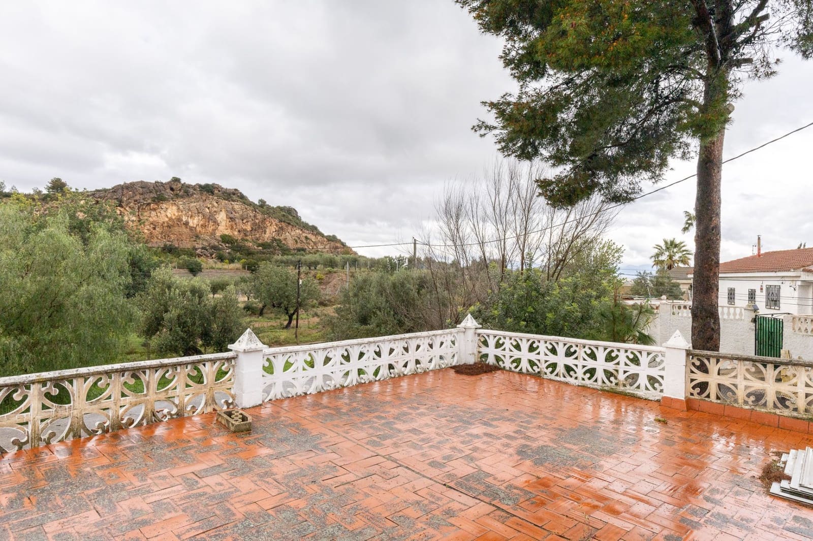 2 soveværelse Semi-Rækkehus til salg i Vilamarxant / Villamarchante - € 120.000 (Ref: 9665919)