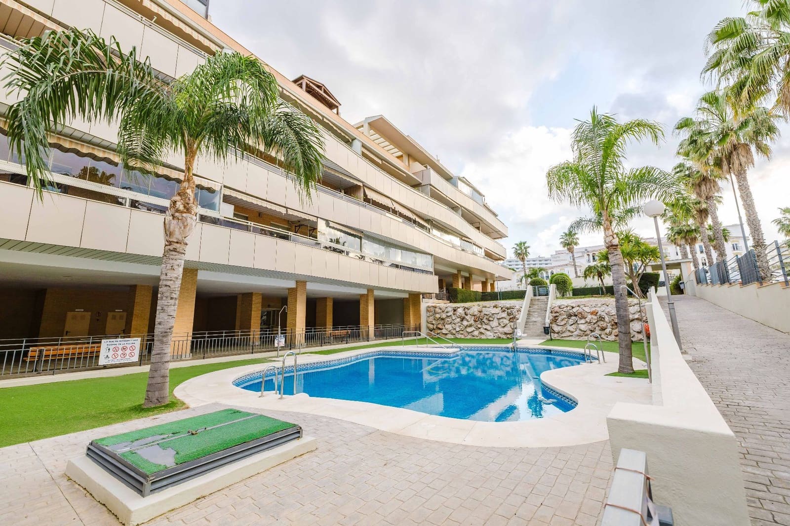 3 bedroom Flat for sale in Torremolinos with pool garage - € 522,000 (Ref: 9665920)