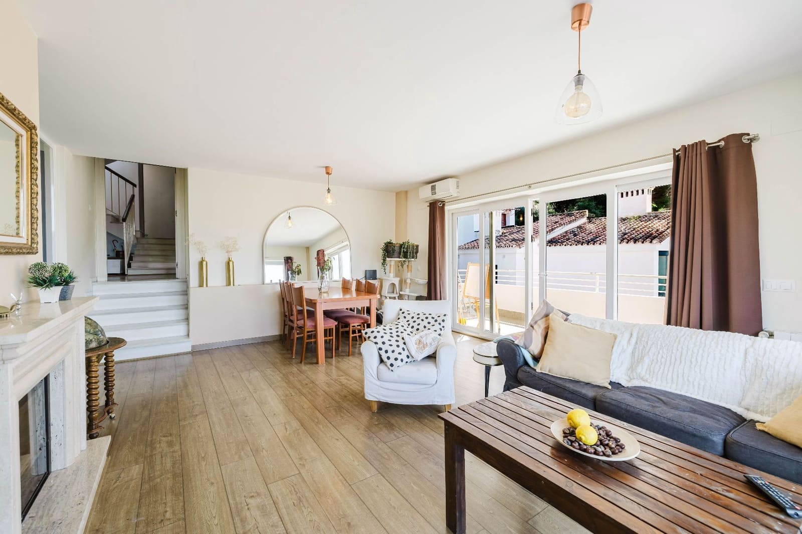 7 soveværelse Villa til salg i Malaga by med swimmingpool - € 1.100.000 (Ref: 9665921)