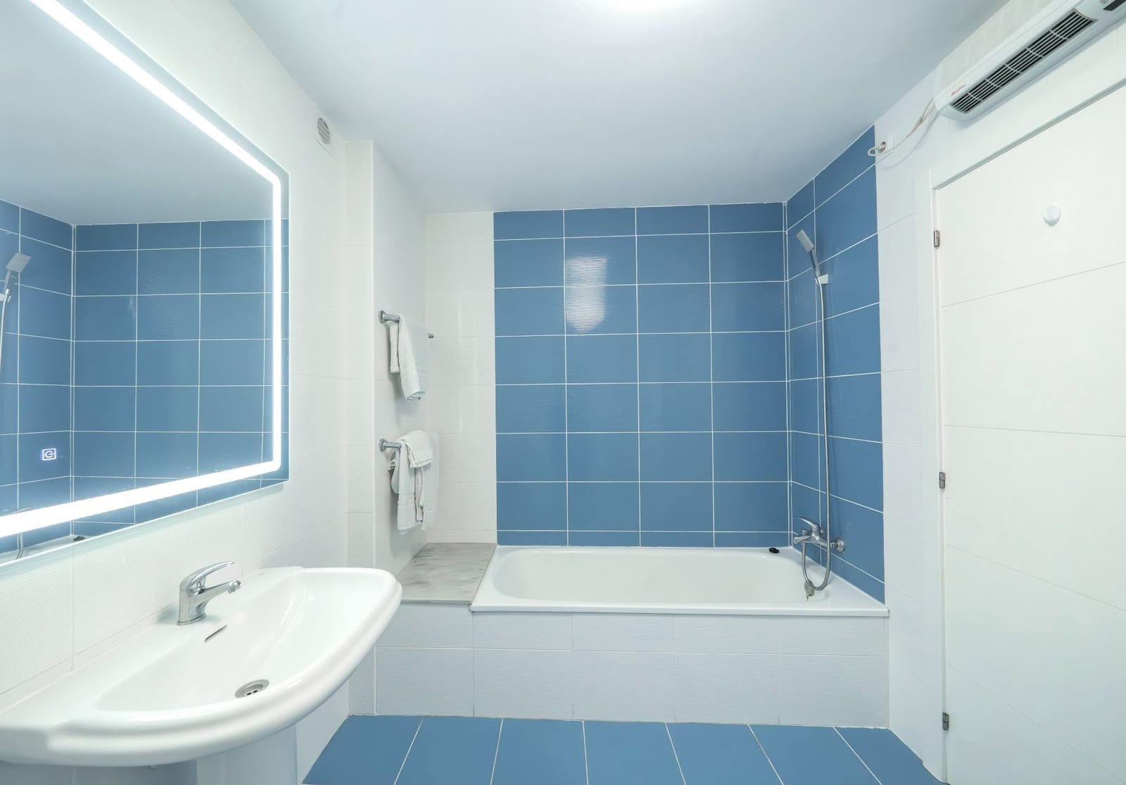 2 bedroom Flat for sale in El Vergel / Verger with pool garage - € 235,000 (Ref: 9665922)