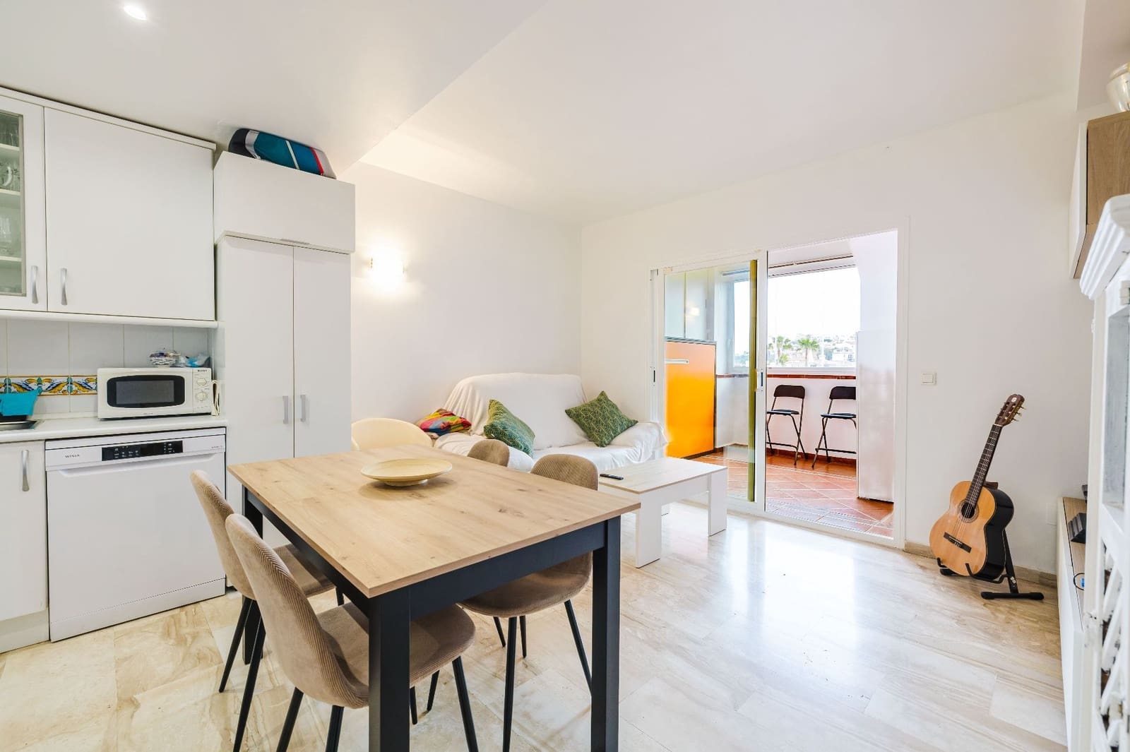 2 bedroom Apartment for sale in Mijas with pool garage - € 295,000 (Ref: 9665925)