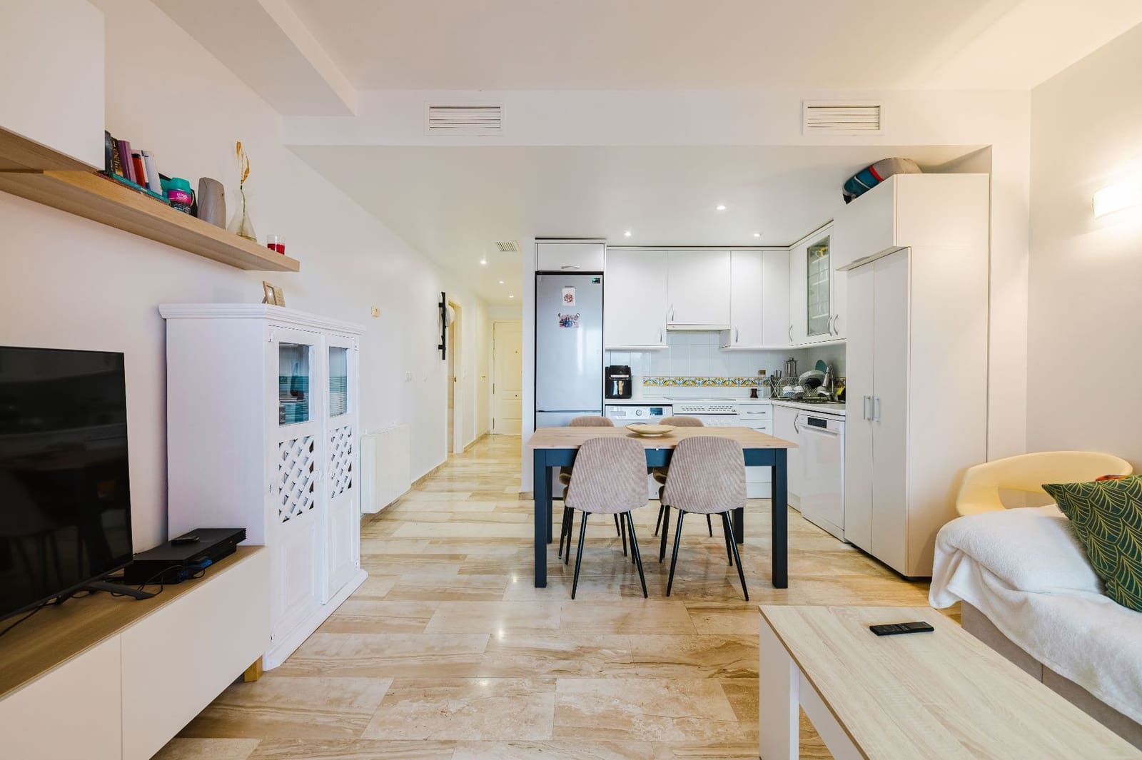 2 bedroom Apartment for sale in Mijas with pool garage - € 295,000 (Ref: 9665925)