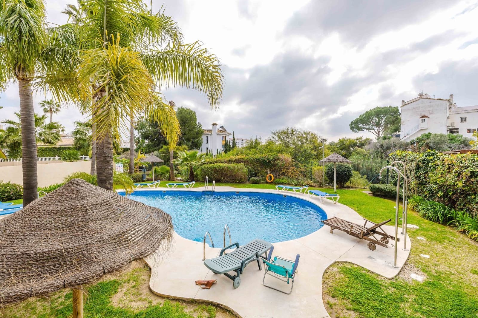 2 bedroom Apartment for sale in Mijas with pool garage - € 295,000 (Ref: 9665925)