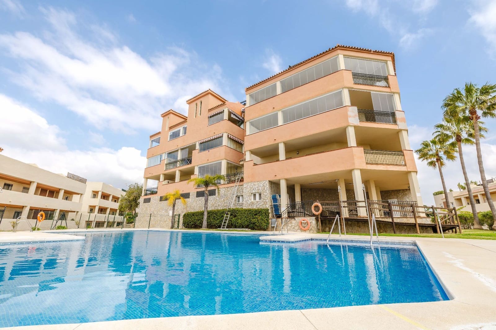 2 bedroom Apartment for sale in Mijas with pool garage - € 295,000 (Ref: 9665925)