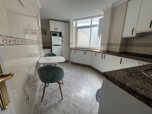 3 sypialnia Mieszkanie na sprzedaż w Miasto Málaga - 415 000 € (Ref: 9665927)