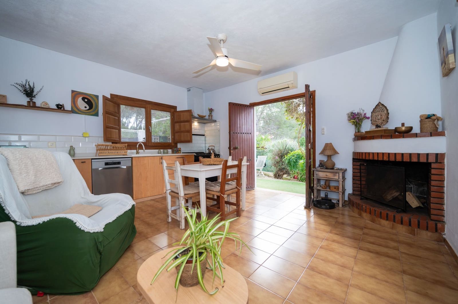 2 slaapkamer Villa te koop in Ibiza dorp - € 1.590.000 (Ref: 9669935)