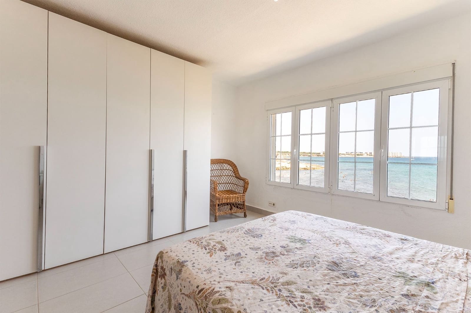 2 bedroom Apartment for sale in Orihuela with pool - € 370,000 (Ref: 9669937)