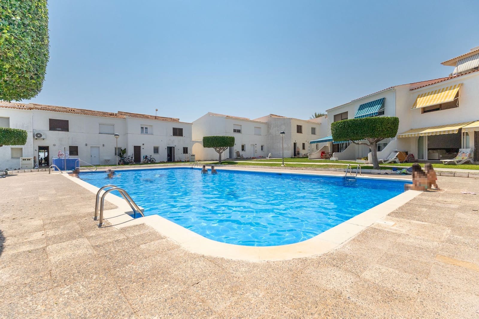 2 bedroom Apartment for sale in Orihuela with pool - € 370,000 (Ref: 9669937)