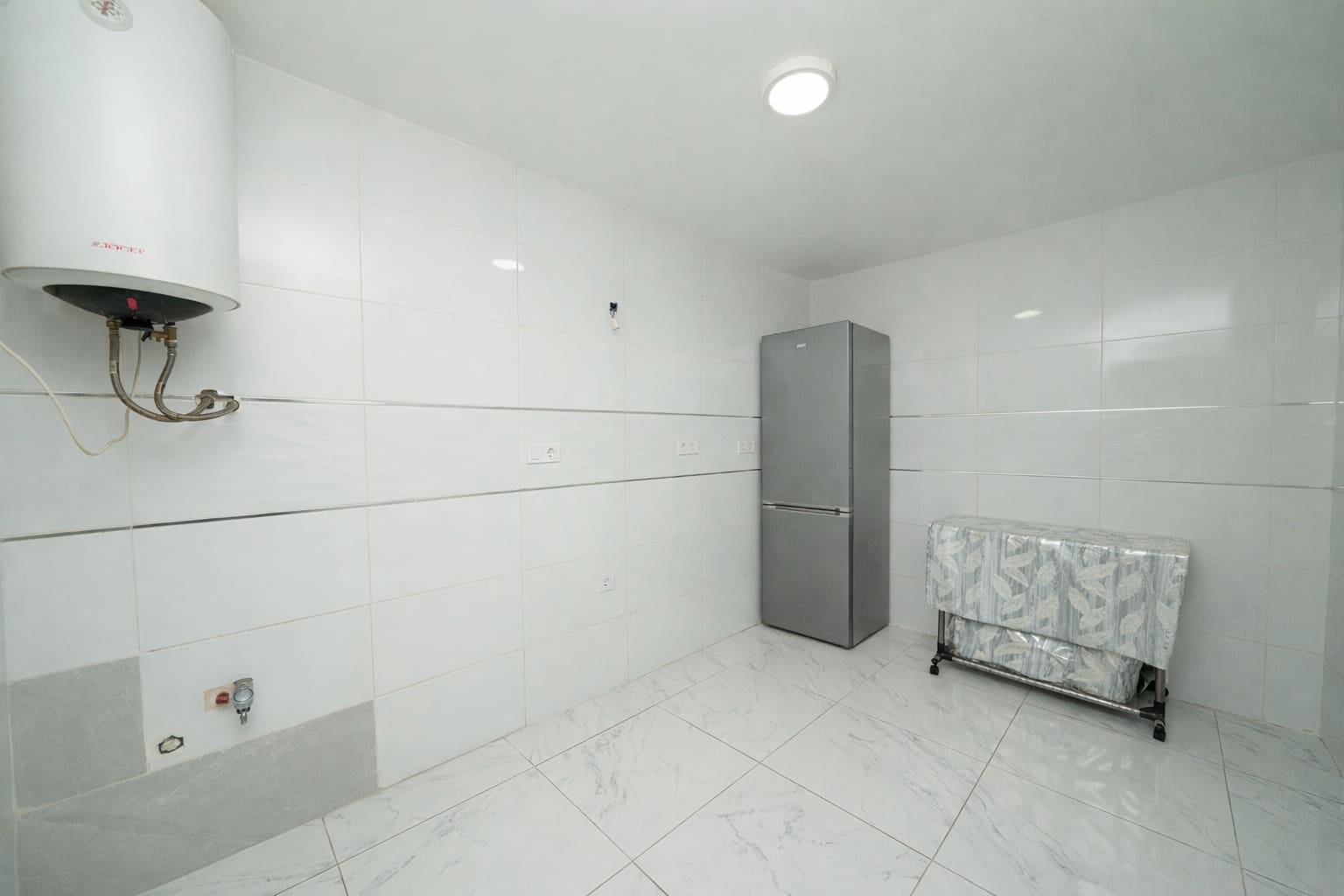 2 bedroom Flat for sale in Alicante / Alacant city - € 84,900 (Ref: 9673810)