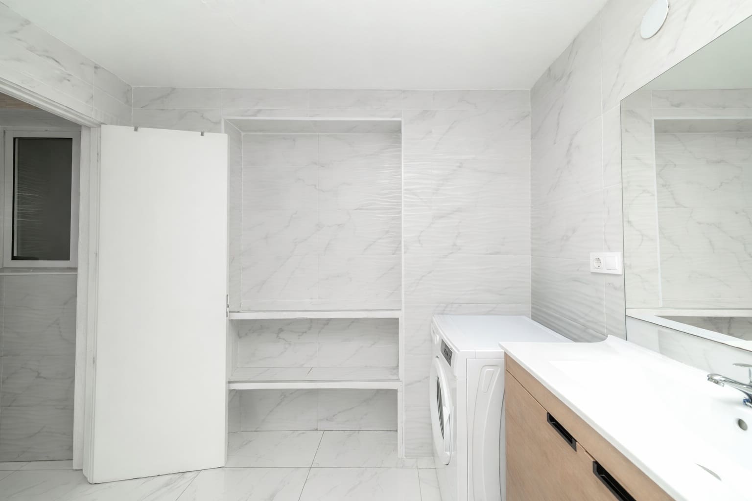 2 bedroom Flat for sale in Alicante / Alacant city - € 84,900 (Ref: 9673810)