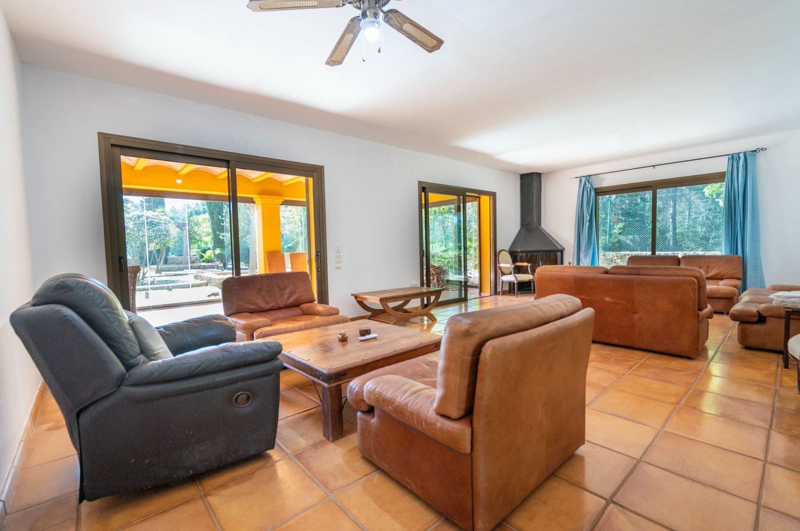 4 soveværelse Villa til salg i Santa Eulalia / Santa Eularia med garage - € 3.000.000 (Ref: 9673815)