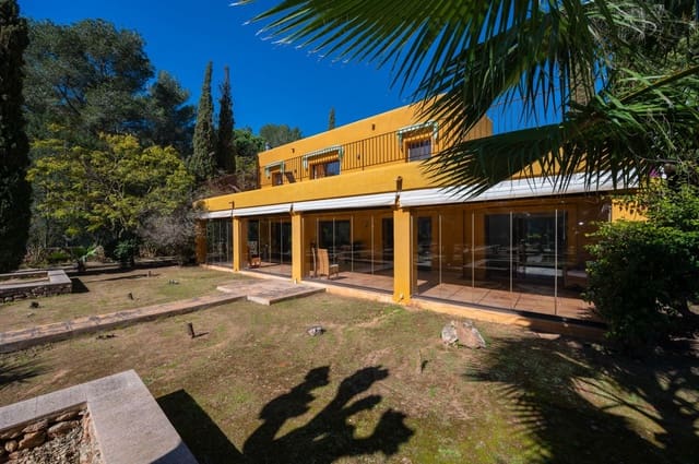 4 soveværelse Villa til salg i Santa Eulalia / Santa Eularia med garage - € 3.000.000 (Ref: 9673815)