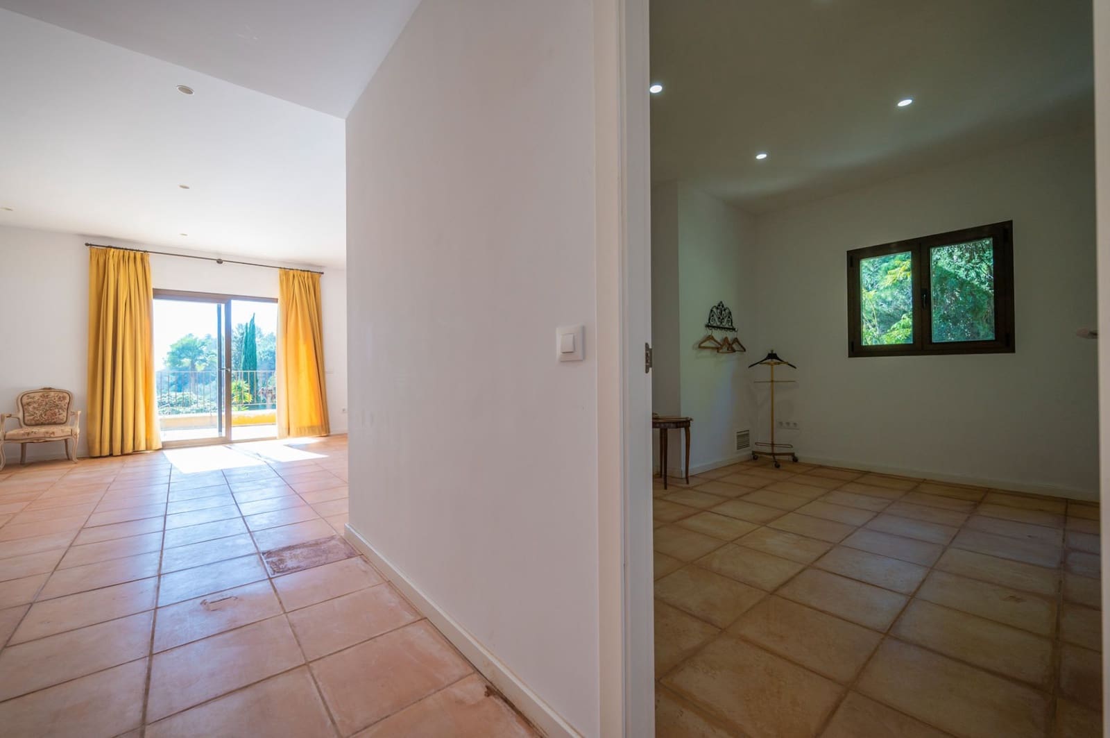 4 soveværelse Villa til salg i Santa Eulalia / Santa Eularia med garage - € 3.000.000 (Ref: 9673815)