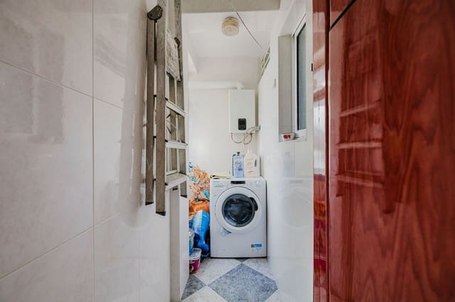 2 quarto Apartamento para venda em Ciudad Jardín, Málaga cidade - 139 000 € (Ref: 9673818)