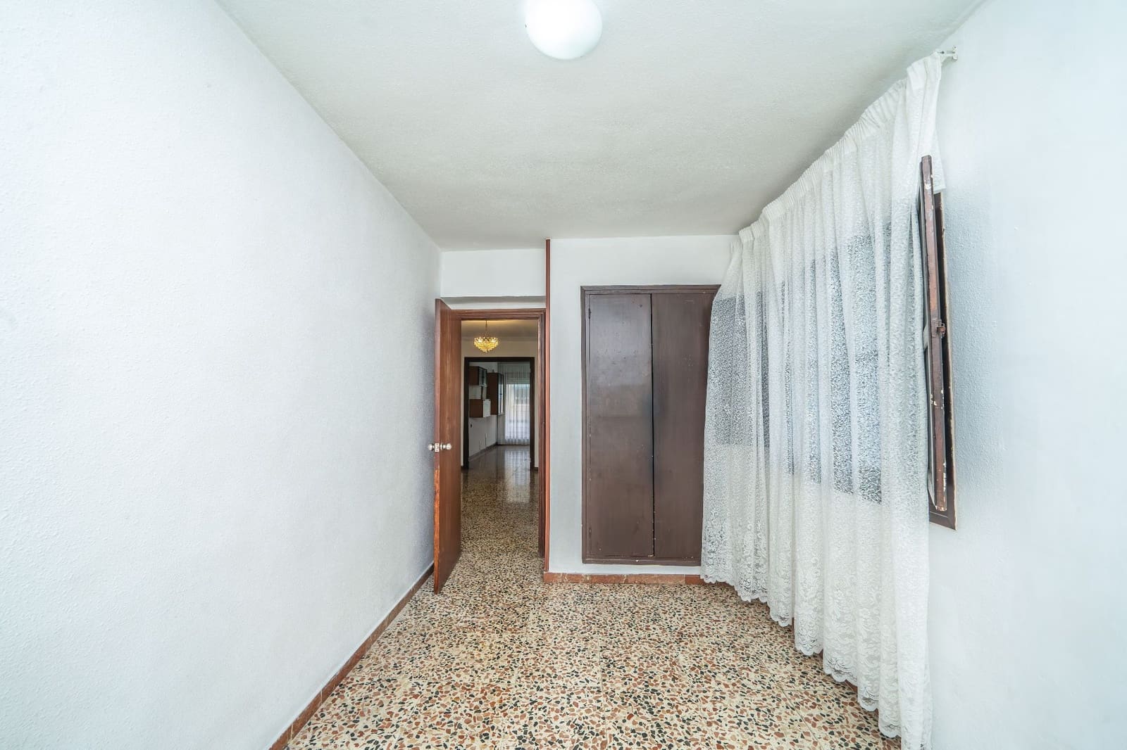 3 soveværelse Lejlighed til salg i Alicante by - € 165.000 (Ref: 9676777)